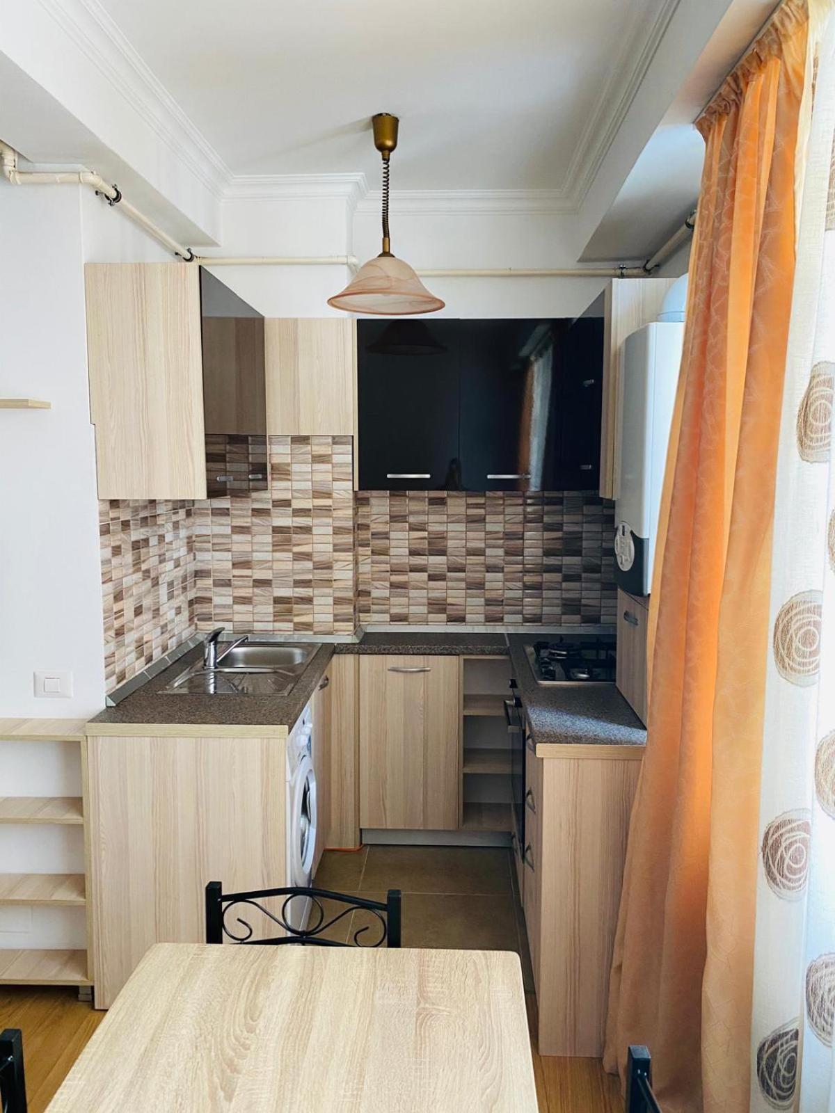 Solid Apartments Mamaia Exterior photo