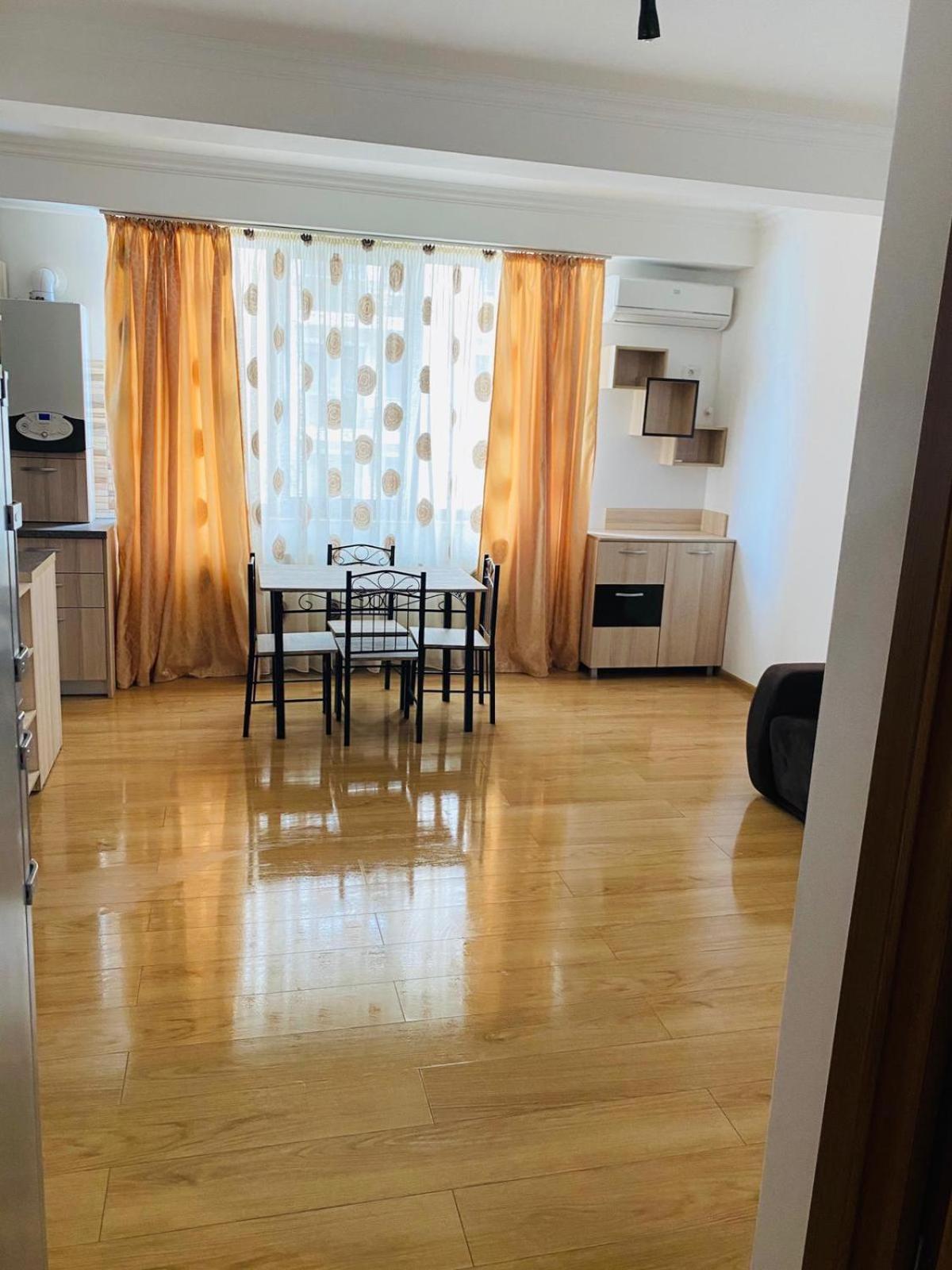 Solid Apartments Mamaia Exterior photo